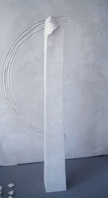 Prasto, Slap©, 2008; Ceramic plaster, 170x20x21 cm 