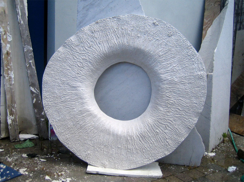 Prasto, Nolina©, 2008; Ceramic plaster, 120x130 cm